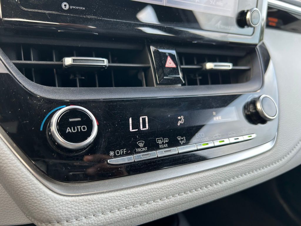 Thumbnail: 2021 Toyota Corolla - 18