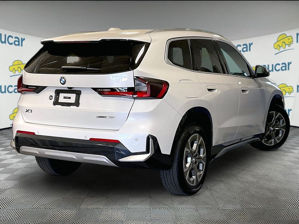 2025 BMW X1 — photo 6
