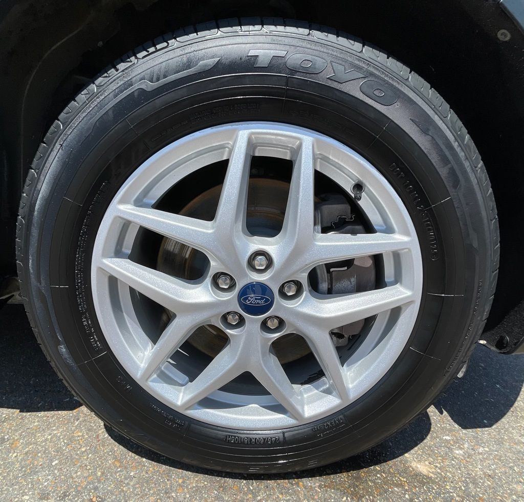 2021 Ford Edge SEL Gray at DeMontrond Ford