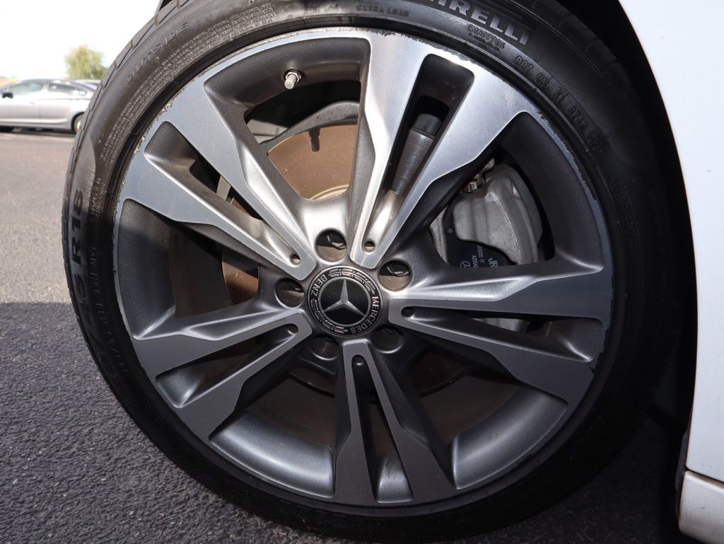 Thumbnail: 2019 Mercedes-Benz C-Class - 13