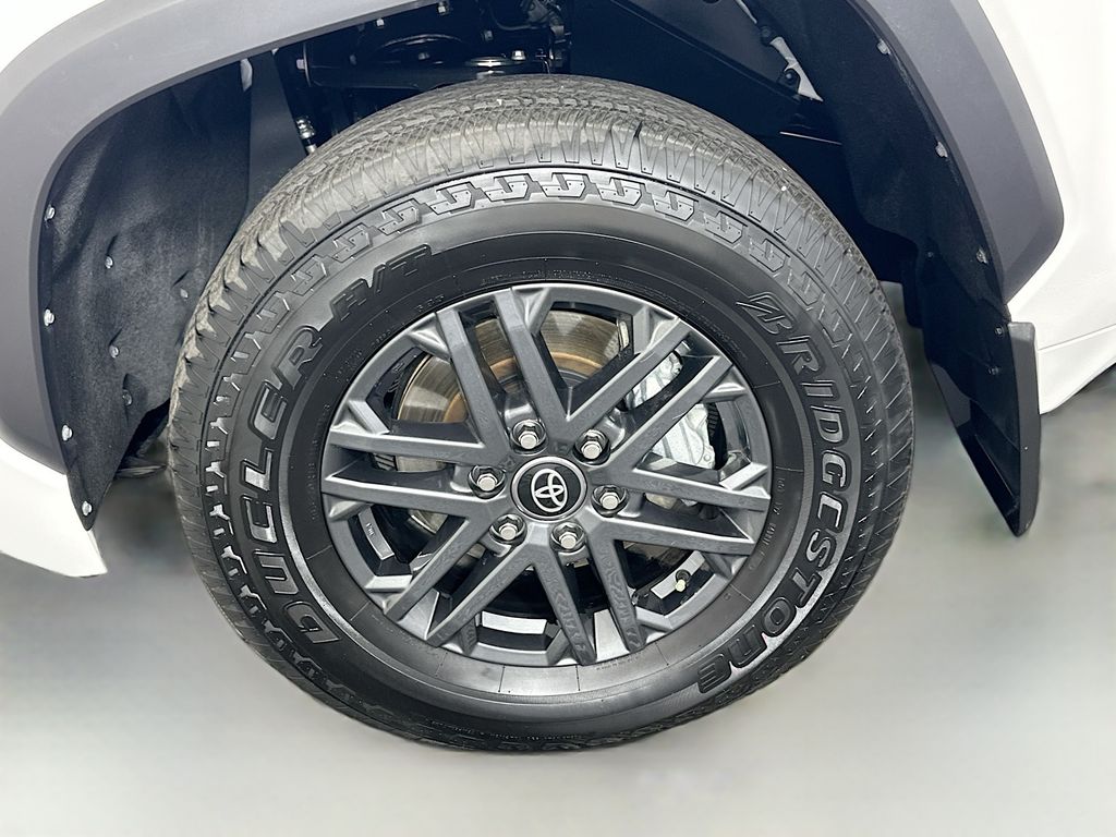 Thumbnail: 2025 Toyota Tundra - 31