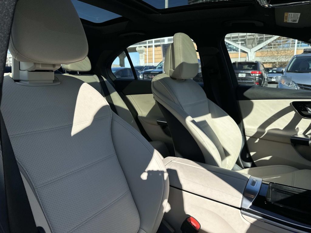 Thumbnail: 2025 Mercedes-Benz C-Class - 23