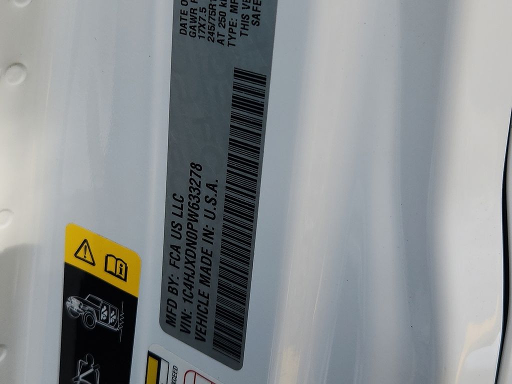 Thumbnail: 2023 Jeep Wrangler - 26