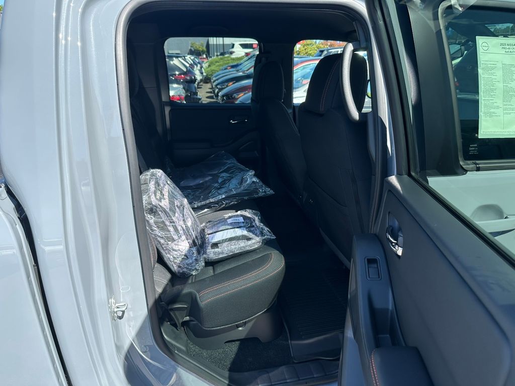 2025 Nissan Frontier PRO-4X