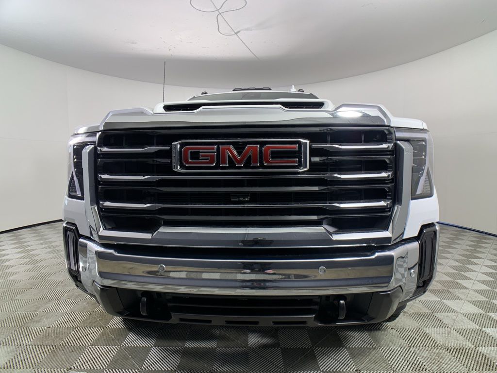 2025 GMC Sierra 2500HD SLT 9