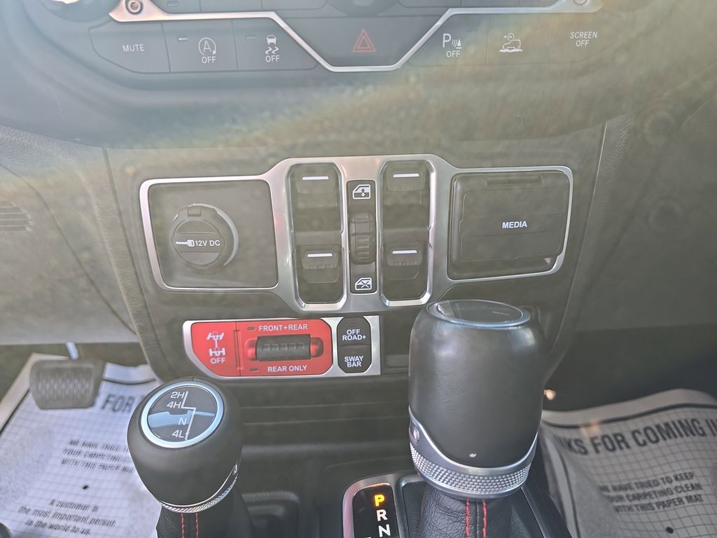 2021 Black Clearcoat Jeep Gladiator Rubicon 4X4 Truck