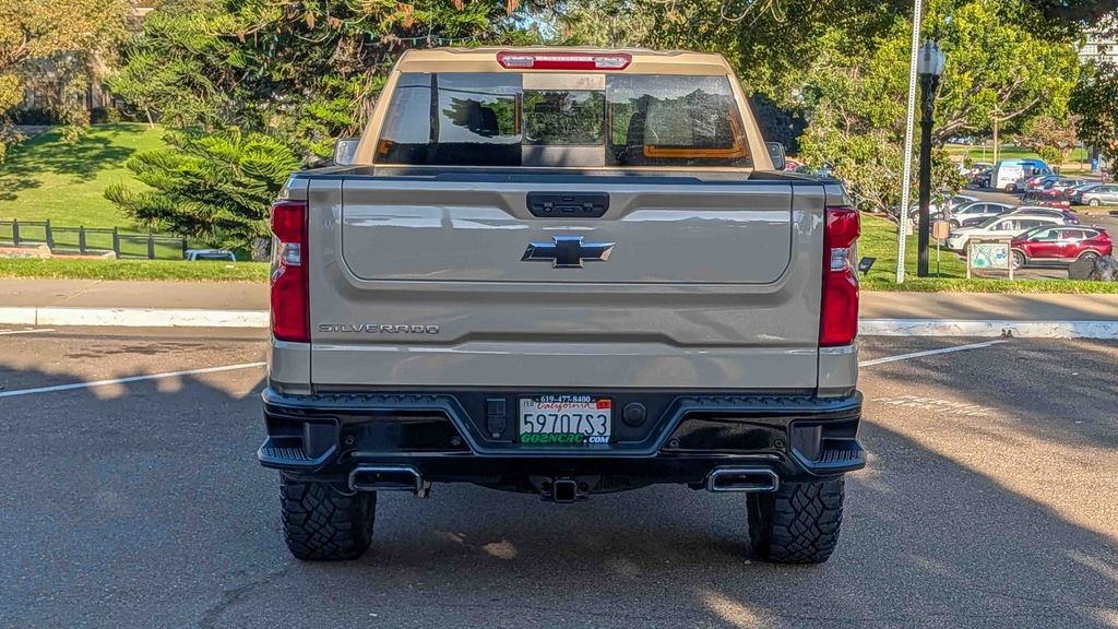 Used 2022 Chevrolet Silverado 1500 LT Trail Boss 4D Crew Cab