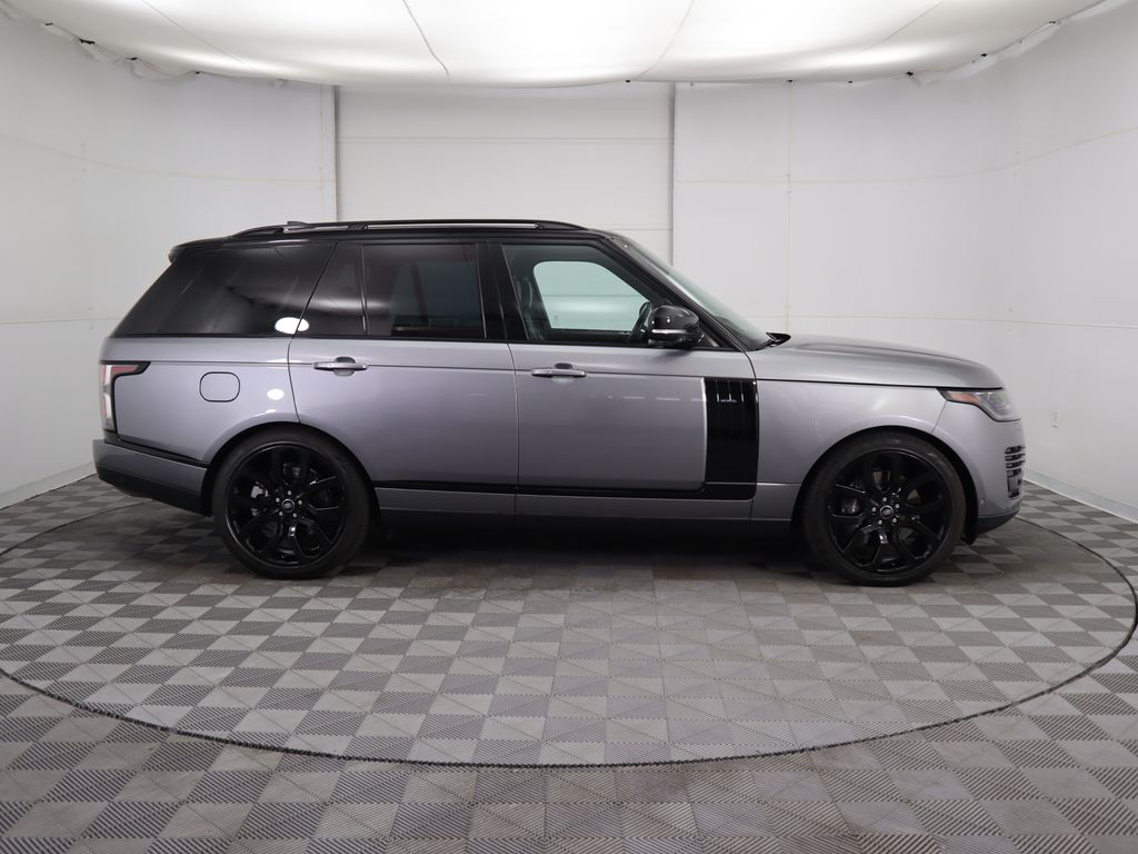 Thumbnail: 2021 Land Rover Range Rover - 4