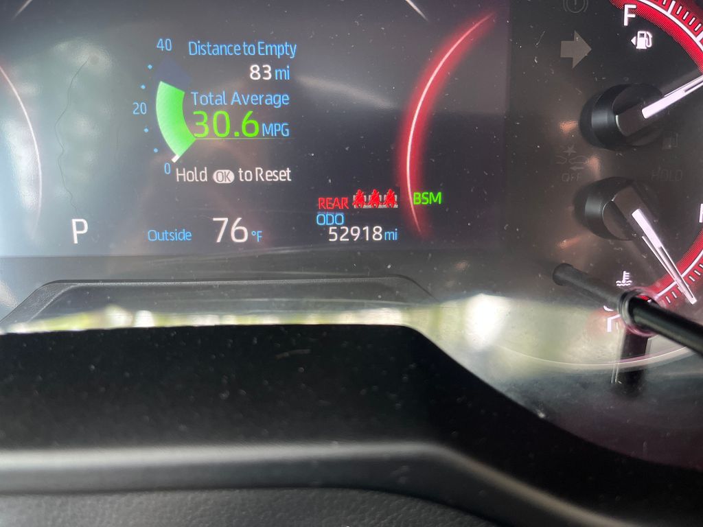 2023 Toyota RAV4 XLE photo