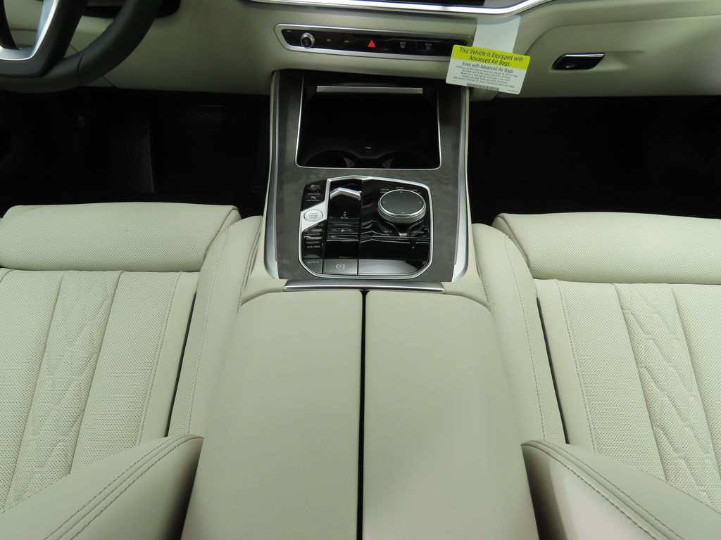 Thumbnail: 2026 BMW X5 - 16