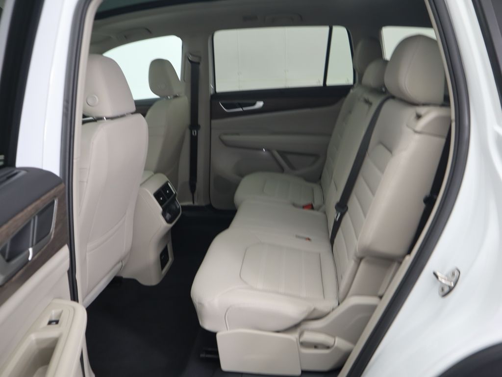 2025 Volkswagen Atlas SEL 22