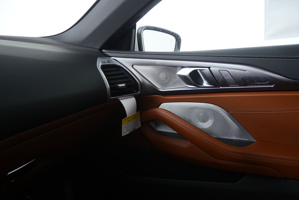 Thumbnail: 2026 BMW 8 Series - 24