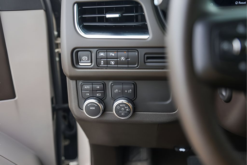 Used Car 2023 Gmc Yukon  Slt For Sale Under $70,000 In Austin, Texas