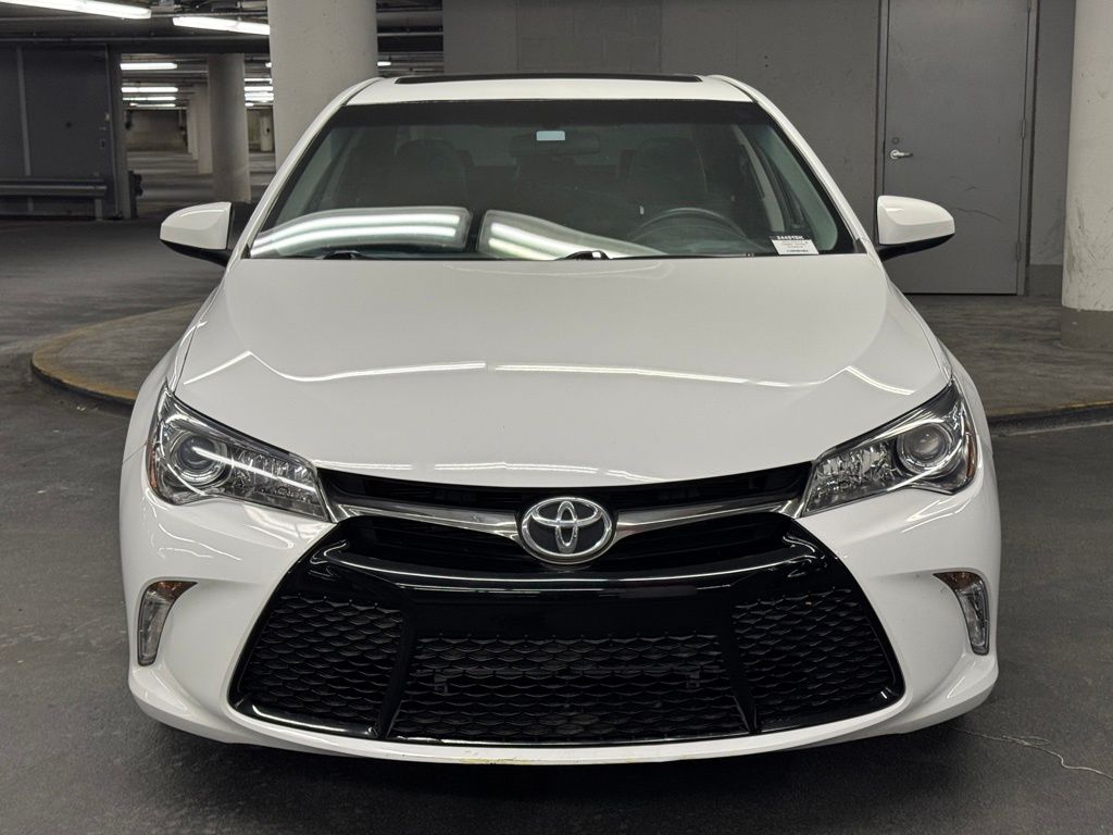 2016 Toyota Camry XSE 30