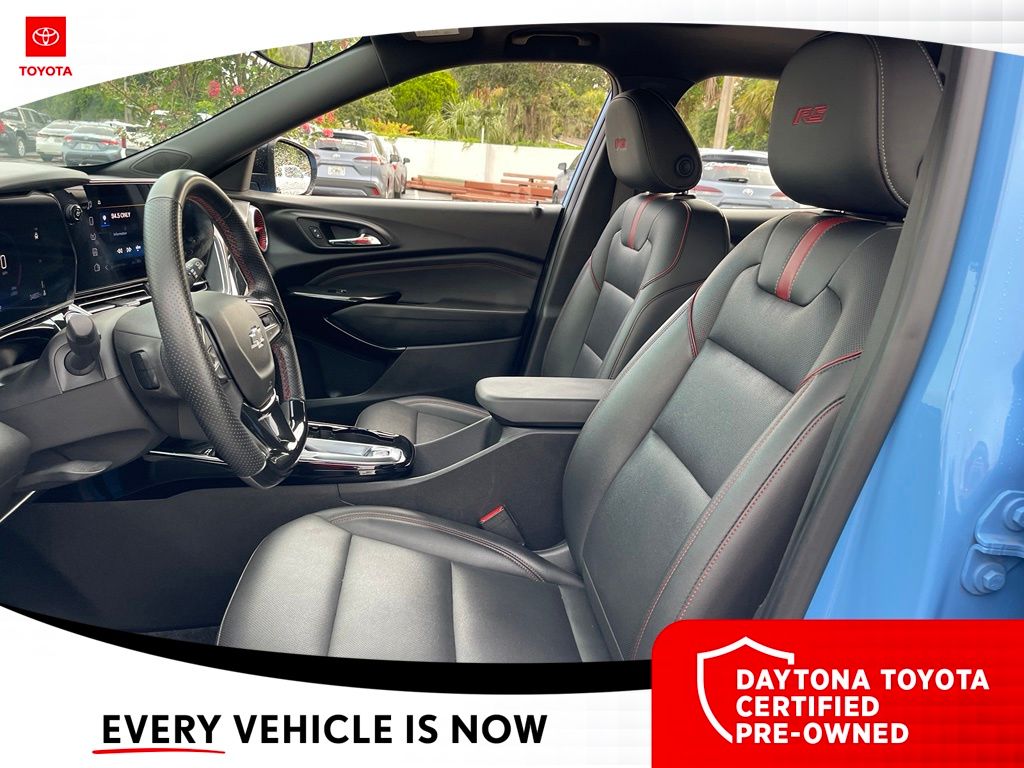 Used 2024 Chevrolet Trax SUV