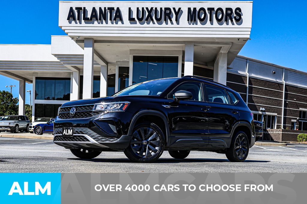 2024 Volkswagen Taos S photo 2