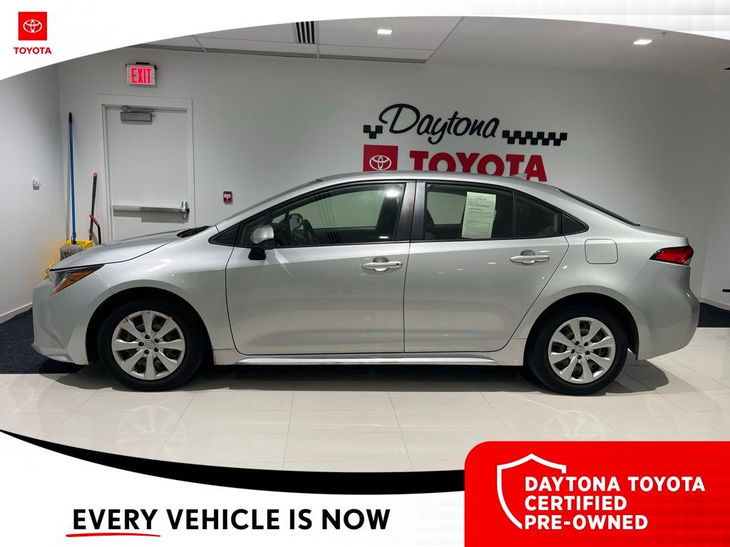 Used 2022 Toyota Corolla LE with VIN JTDEPMAE3NJ217546 for sale in Kansas City