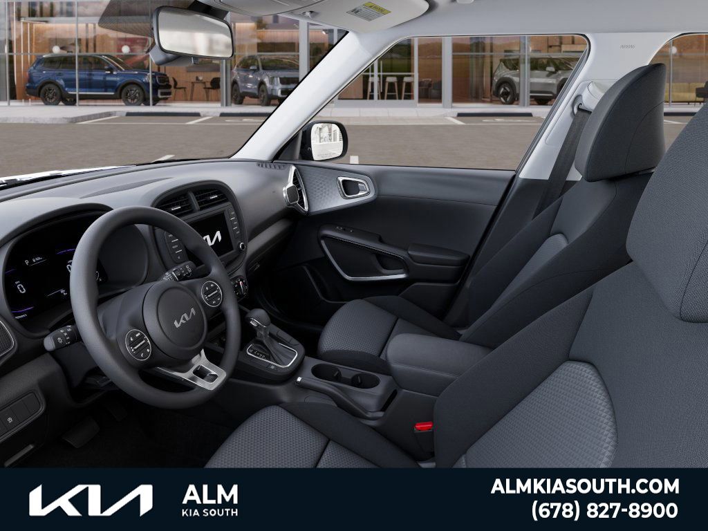 2025 Kia Soul LX photo 17