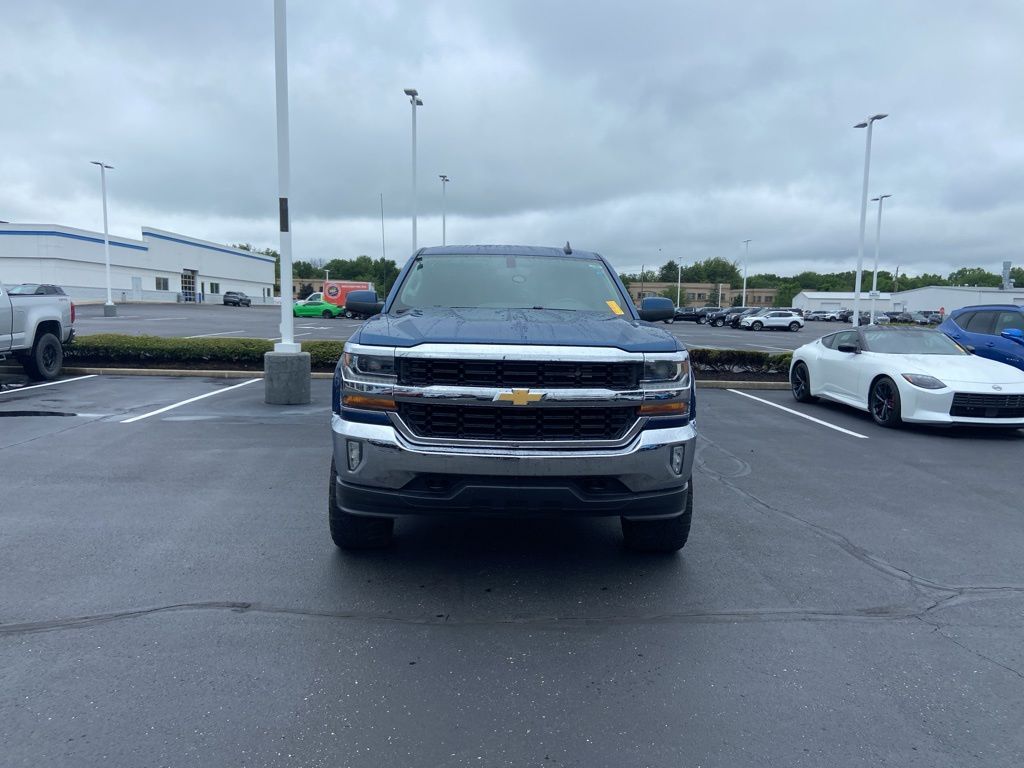 Thumbnail: 2018 Chevrolet Silverado 1500 - 10