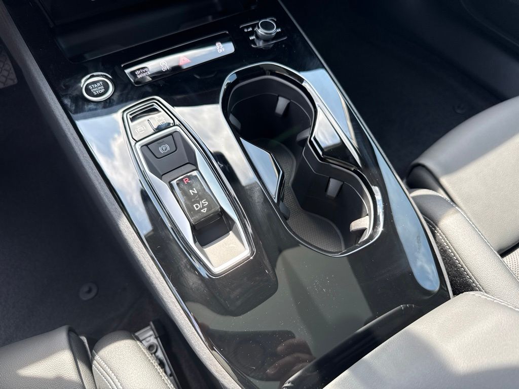 Thumbnail: 2026 Audi A5 - 32