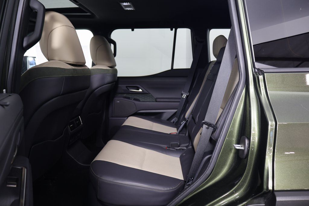 Thumbnail: 2024 Lexus GX - 11