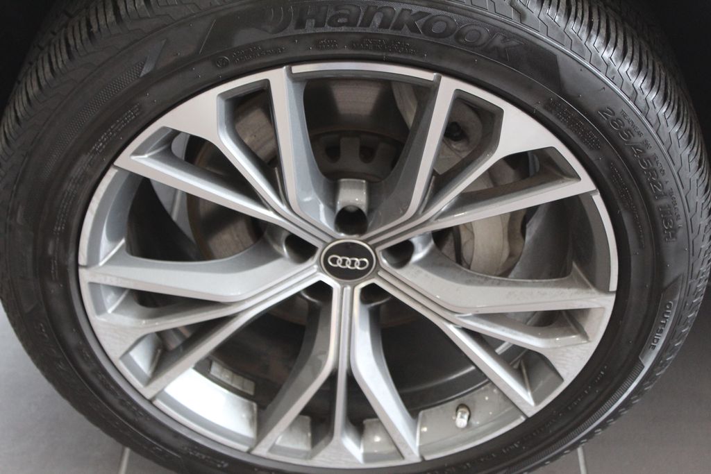 Used 2023 White Audi 55 Premium image 6