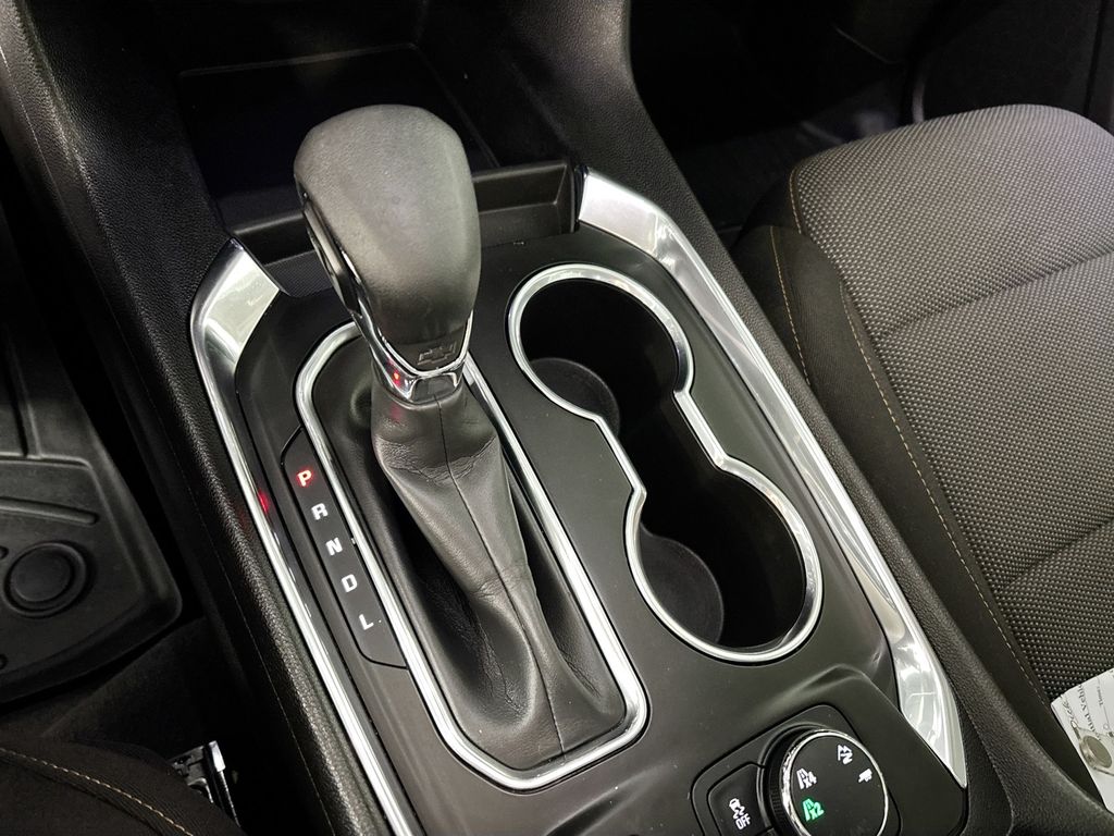 2021 Chevrolet Traverse LT