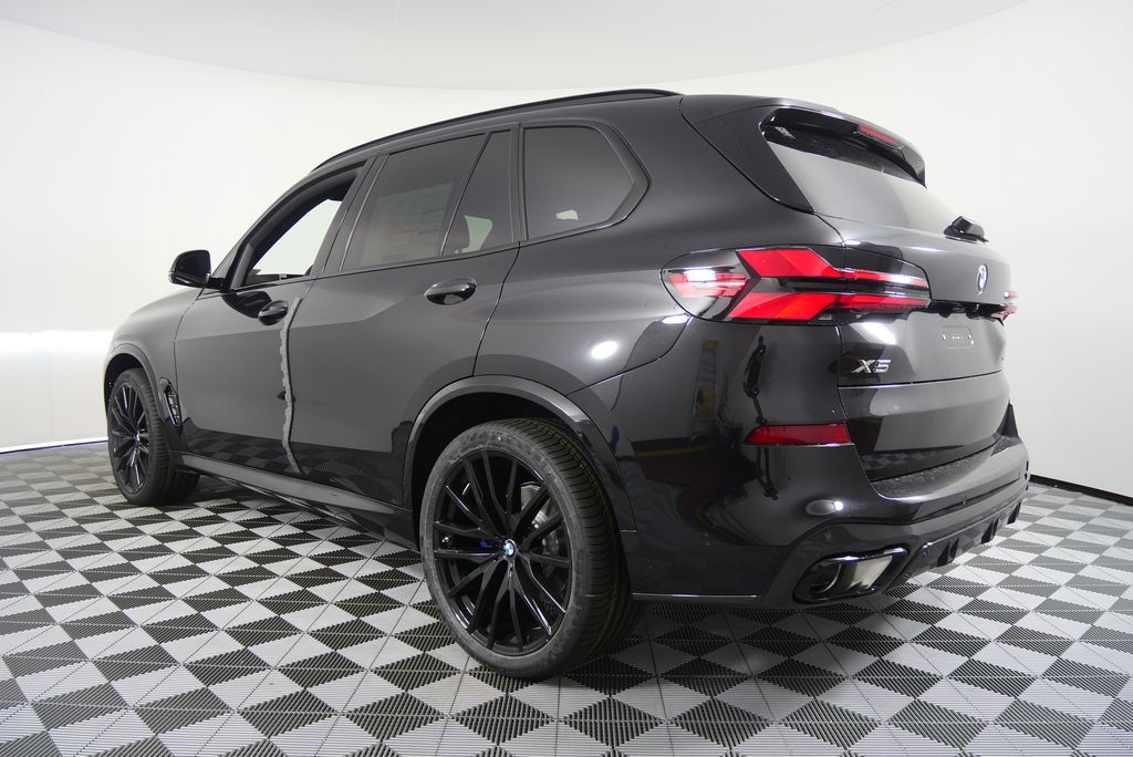 Thumbnail: 2026 BMW X5 - 5