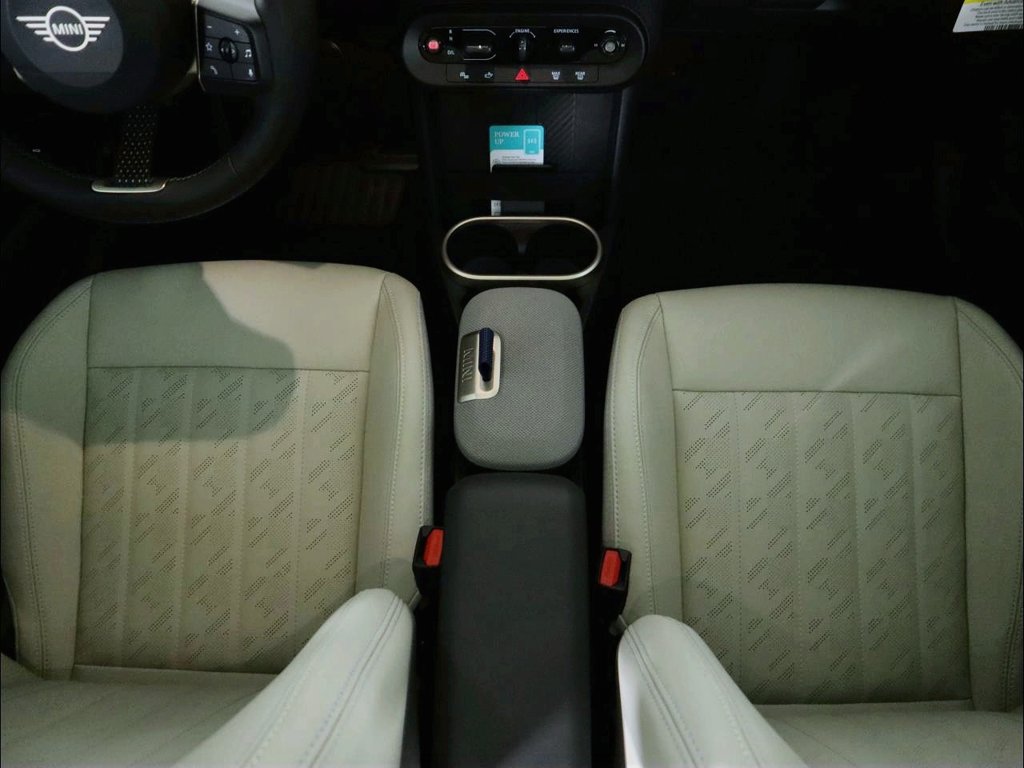 Thumbnail: 2026 MINI Cooper - 17