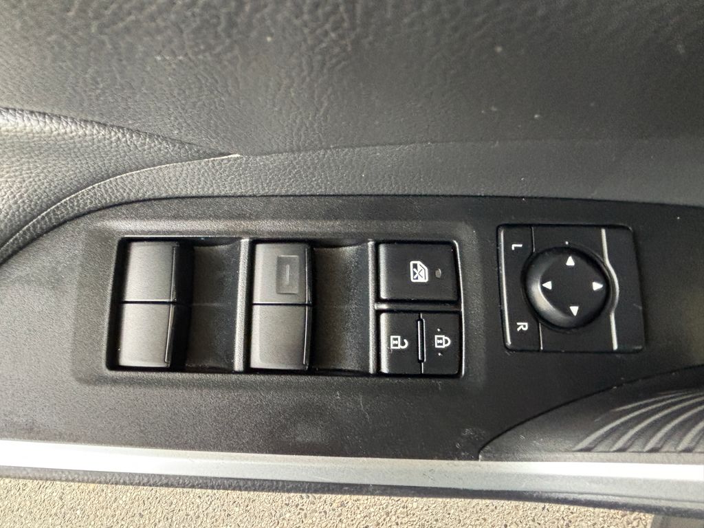 Thumbnail: 2024 Toyota RAV4 - 24