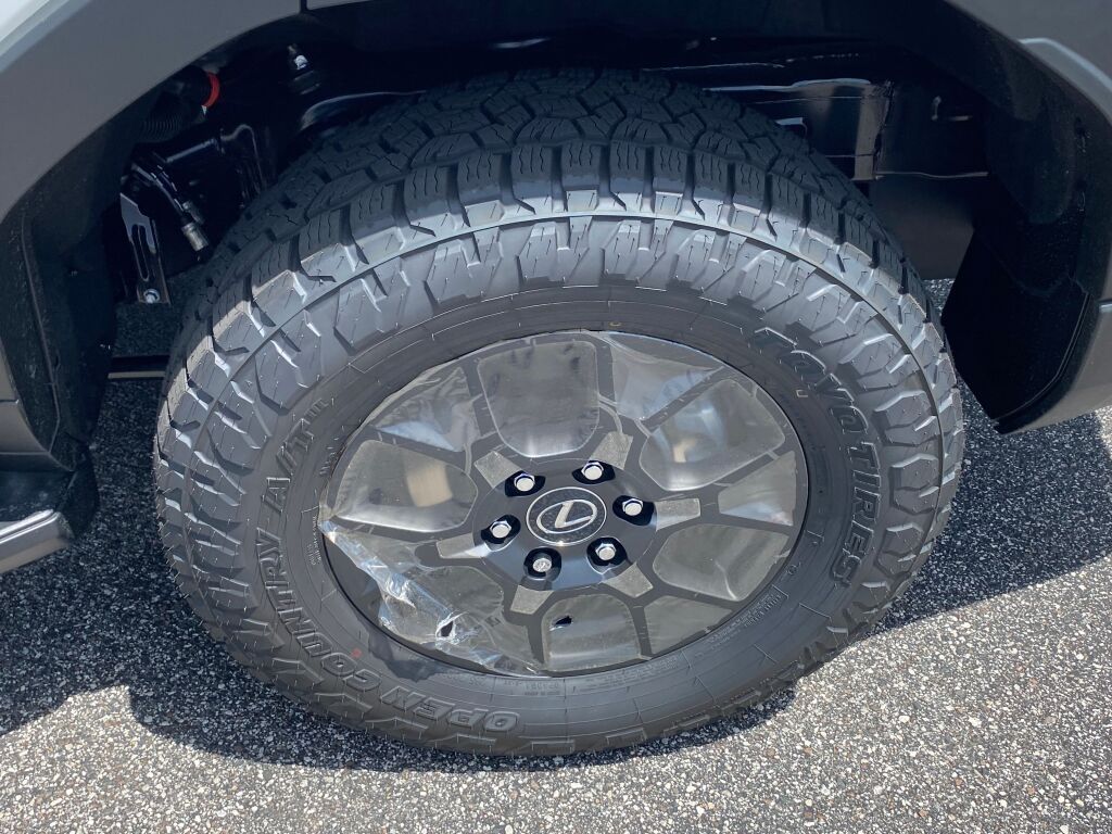 Thumbnail: 2026 Lexus GX - 5