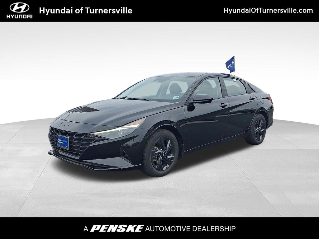 Thumbnail: 2023 Hyundai Elantra - 1