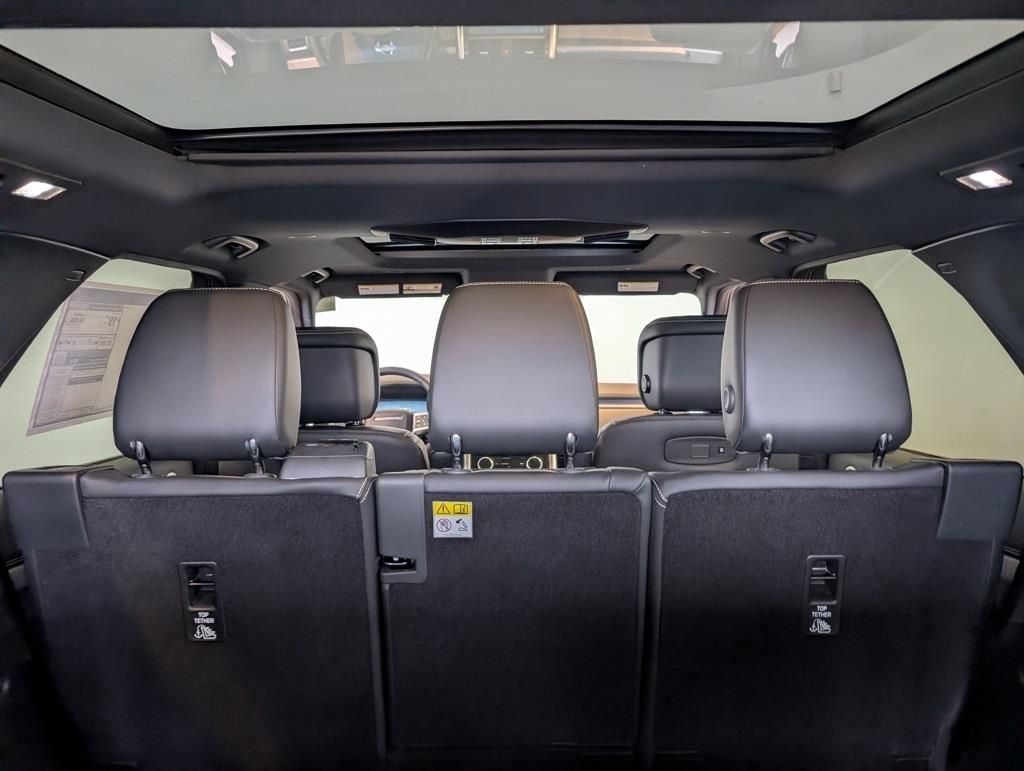 New 2026 Gray Land Rover  image 32