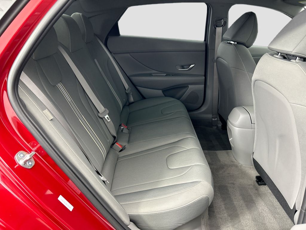 Thumbnail: 2025 Hyundai Elantra - 21