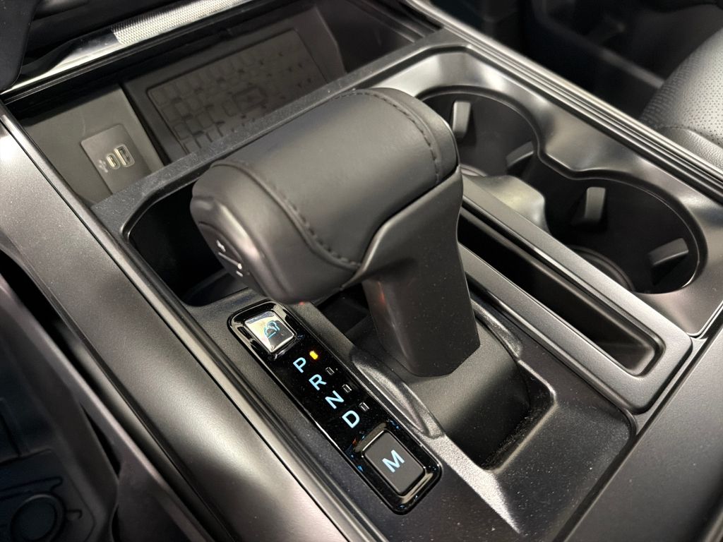 New 2026 White Ford Lariat Rocky Ridge image 28