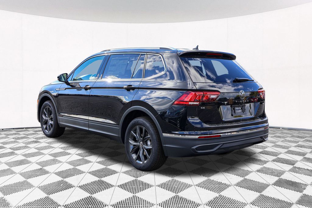 2024 Volkswagen Tiguan 2.0T SE 11