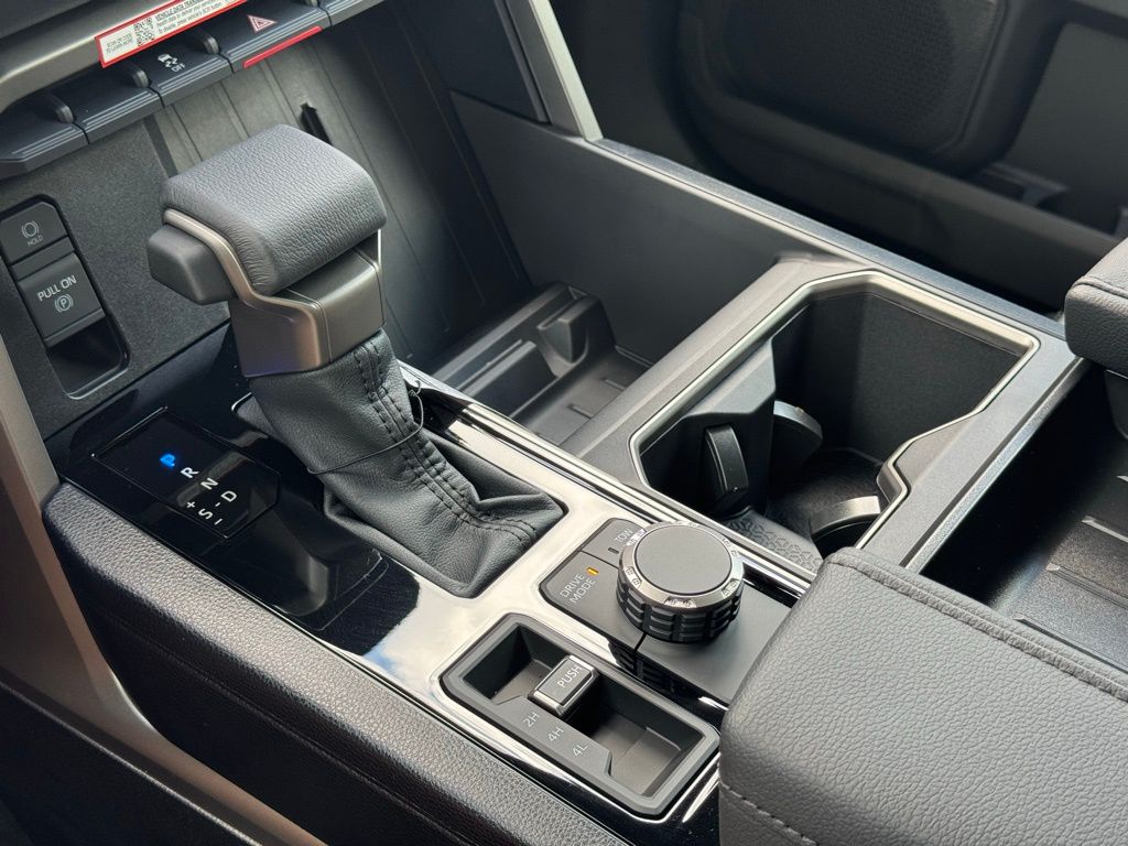 2026 Toyota Tundra SR5 CrewMax photo 24