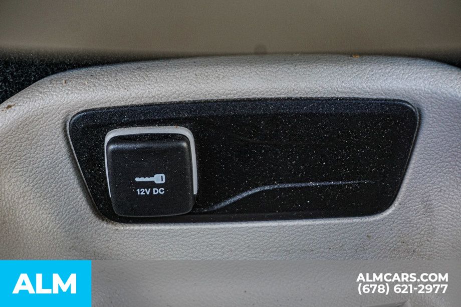 Used 2024 Red Chrysler Touring L image 51