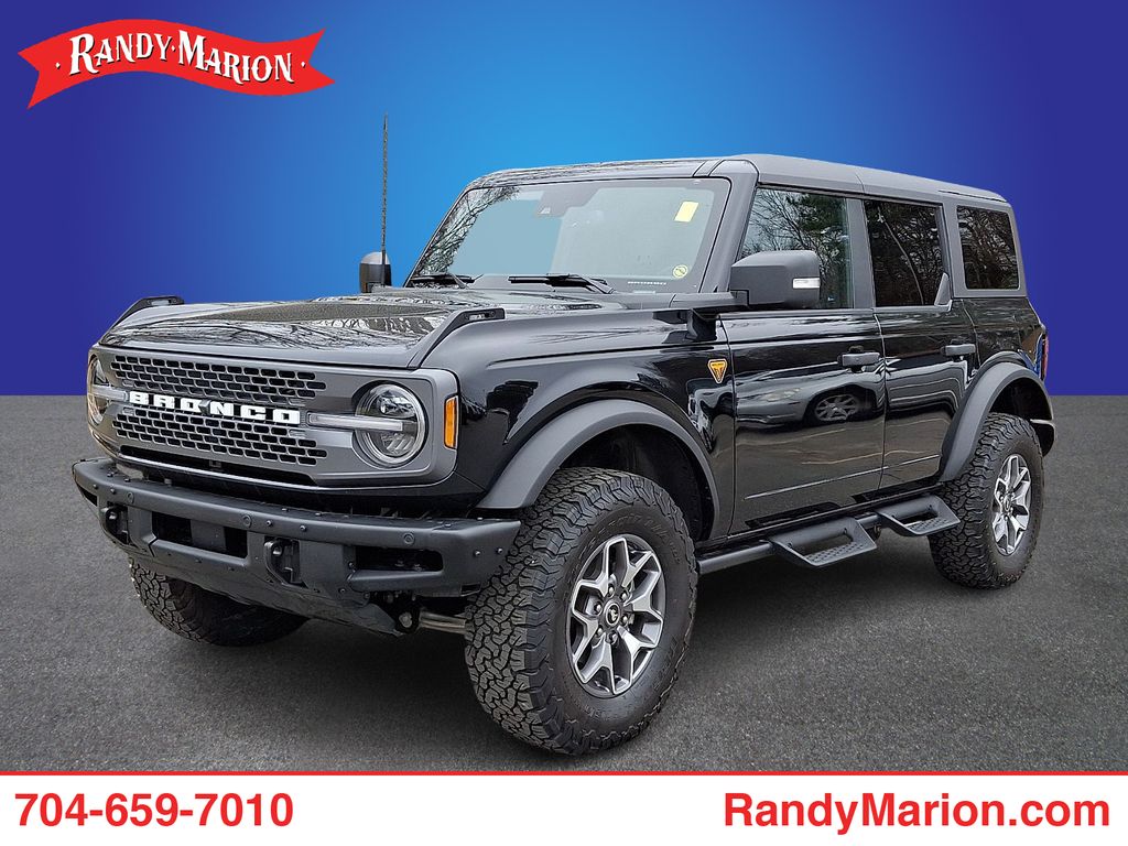 Shadow Black 2024 Ford Bronco Badlands 4-Door 4WD SUV / Crossover Four-Wheel Drive Automatic