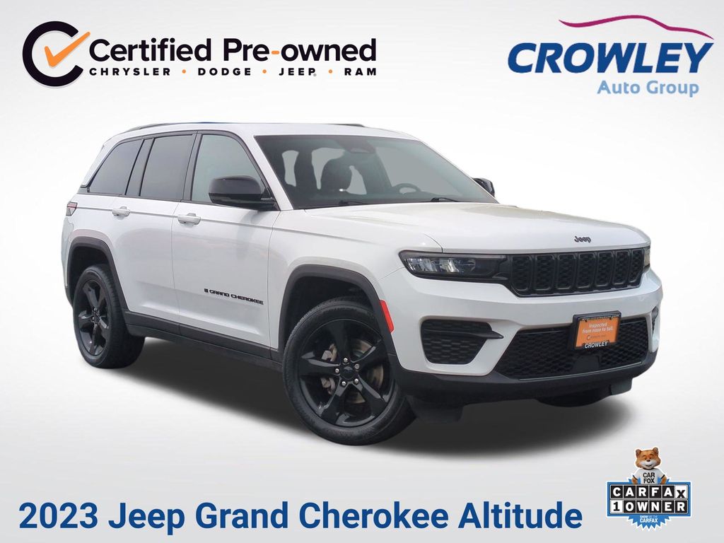 Bright White Clearcoat 2023 Jeep Grand Cherokee SUV / Crossover Four-Wheel Drive 8-Speed Automatic