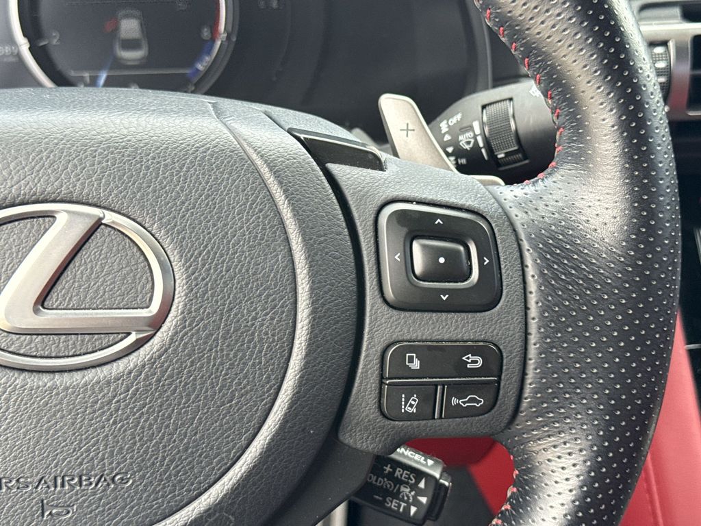 Thumbnail: 2022 Lexus IS - 21