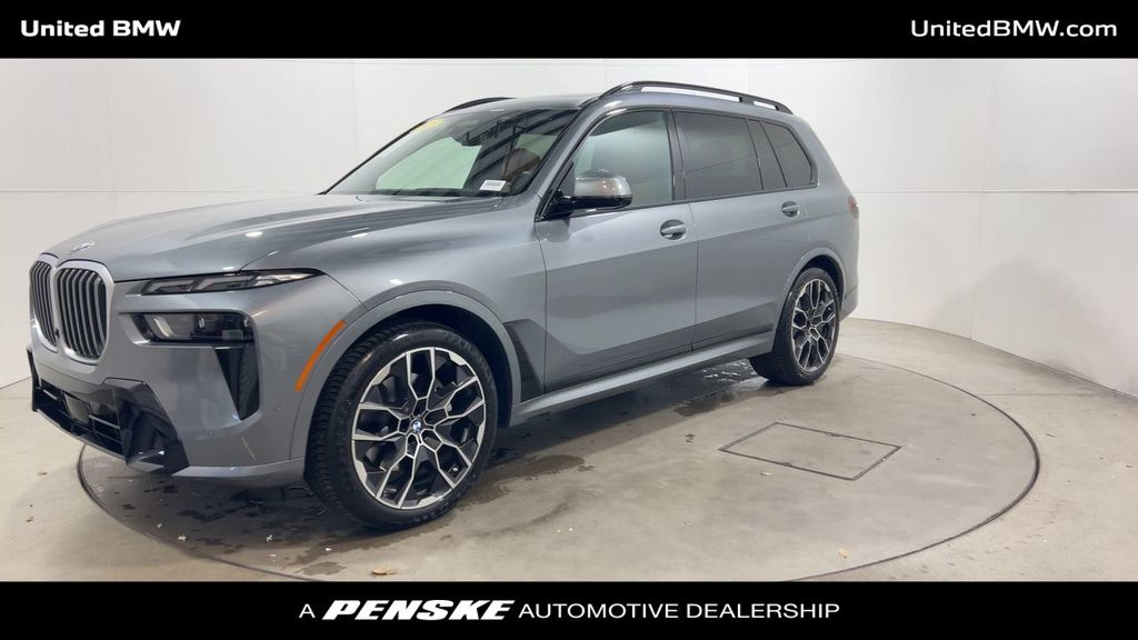 Thumbnail: 2023 BMW X7 - 4