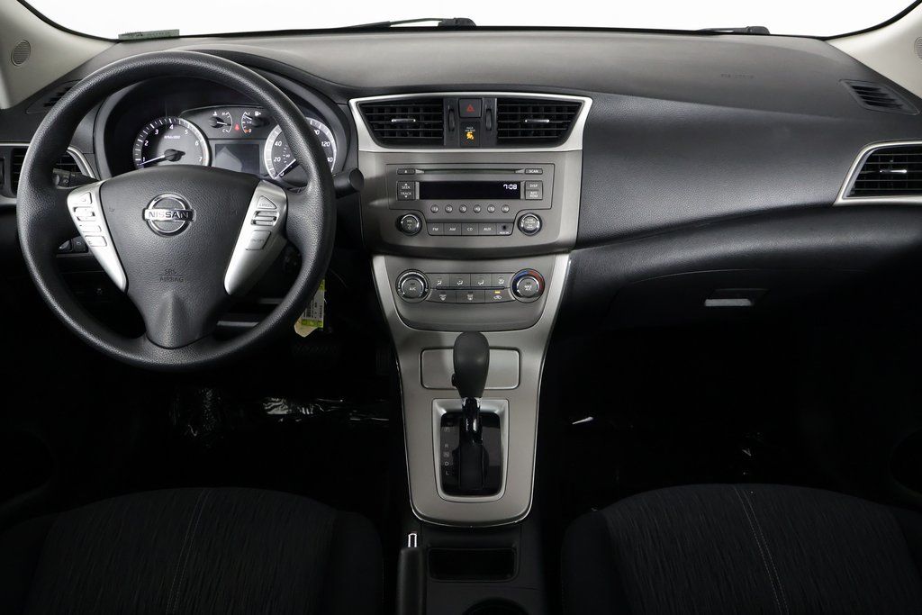 Thumbnail: 2014 Nissan Sentra - 7