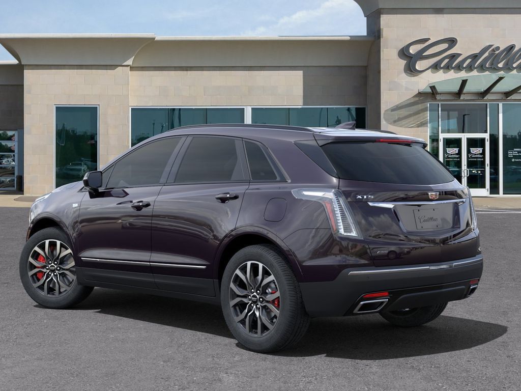 2024 Cadillac XT5 Sport 3