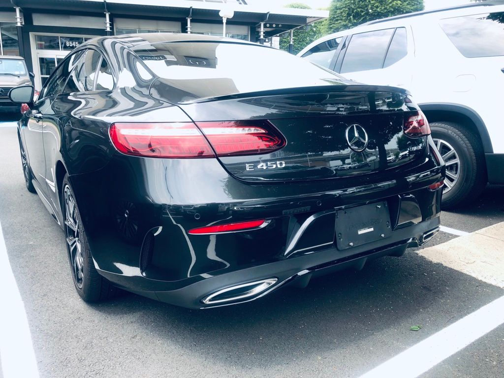 Thumbnail: 2022 Mercedes-Benz E-Class - 5