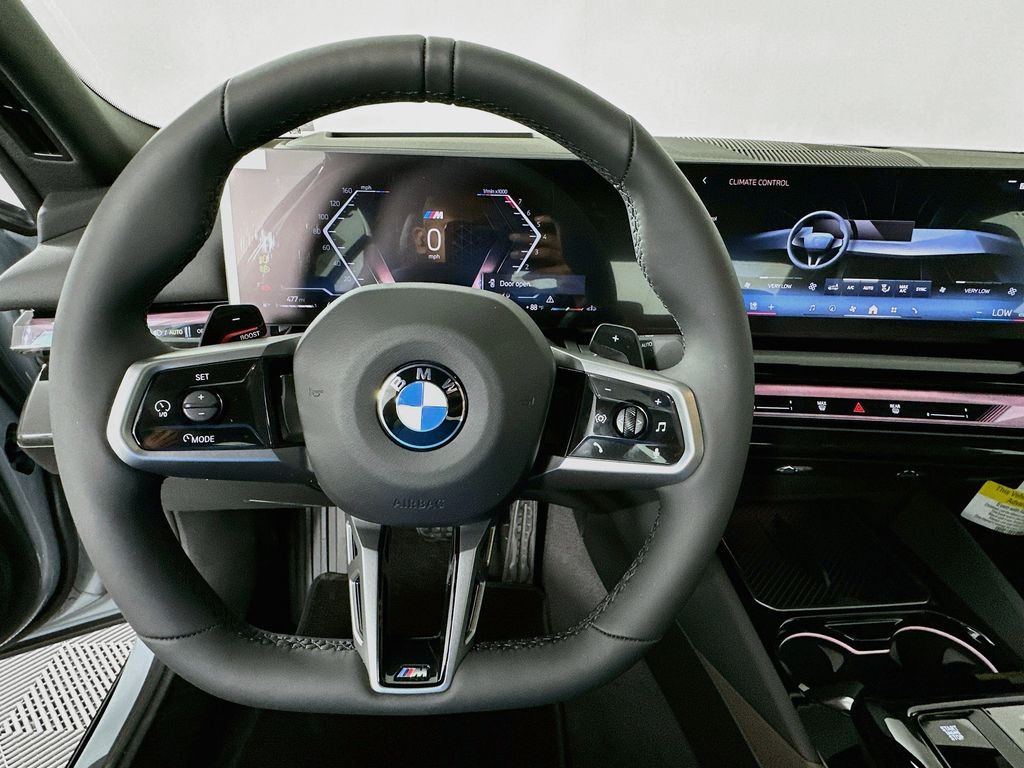 Thumbnail: 2027 BMW 5 Series - 10