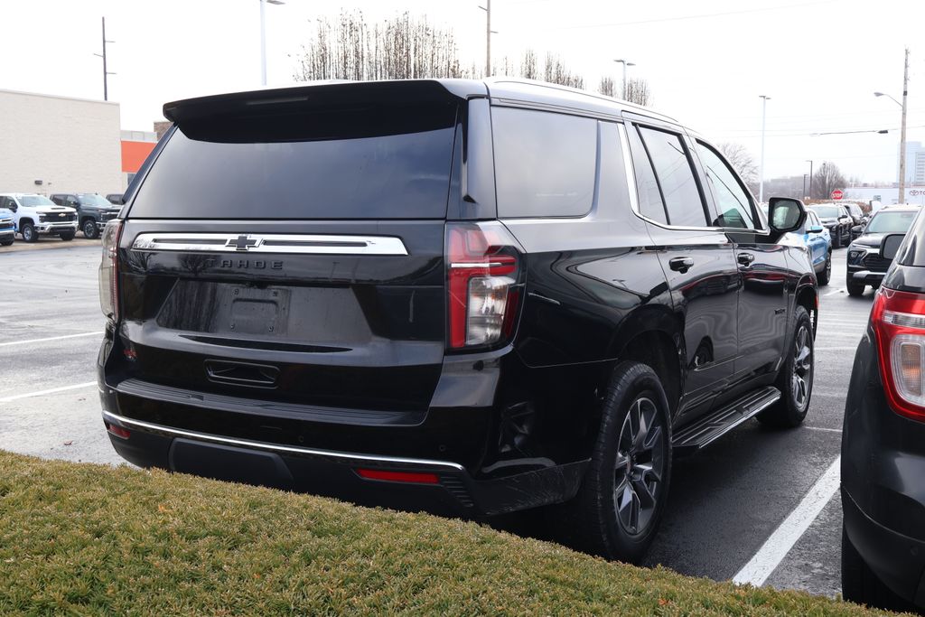 Thumbnail: 2023 Chevrolet Tahoe - 11