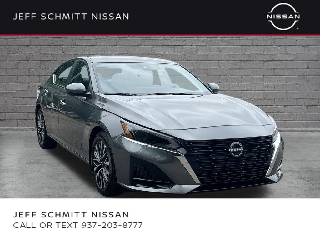 Gray (Gun Metallic) 2025 Nissan Altima Sedan Front-Wheel Drive Continuously Variable Transmission