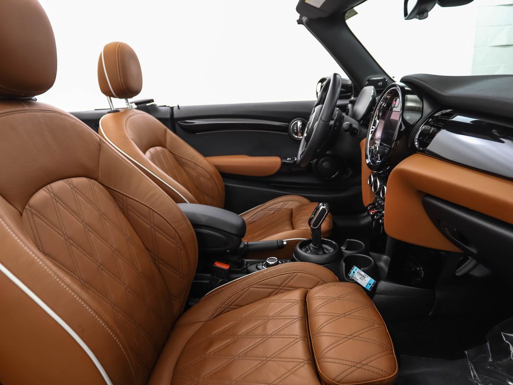 Thumbnail: 2023 MINI Cooper - 23