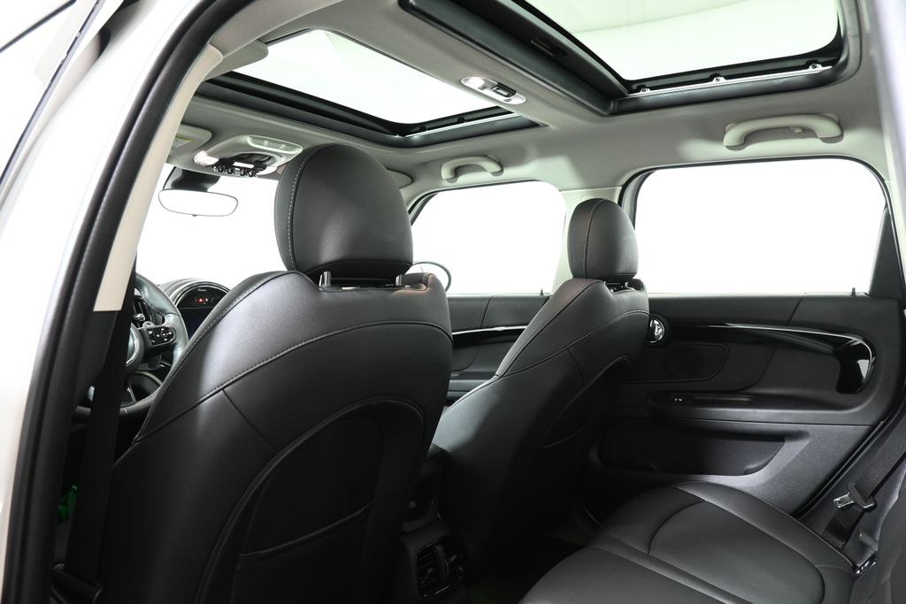 2023 MINI Cooper Countryman Signature 32